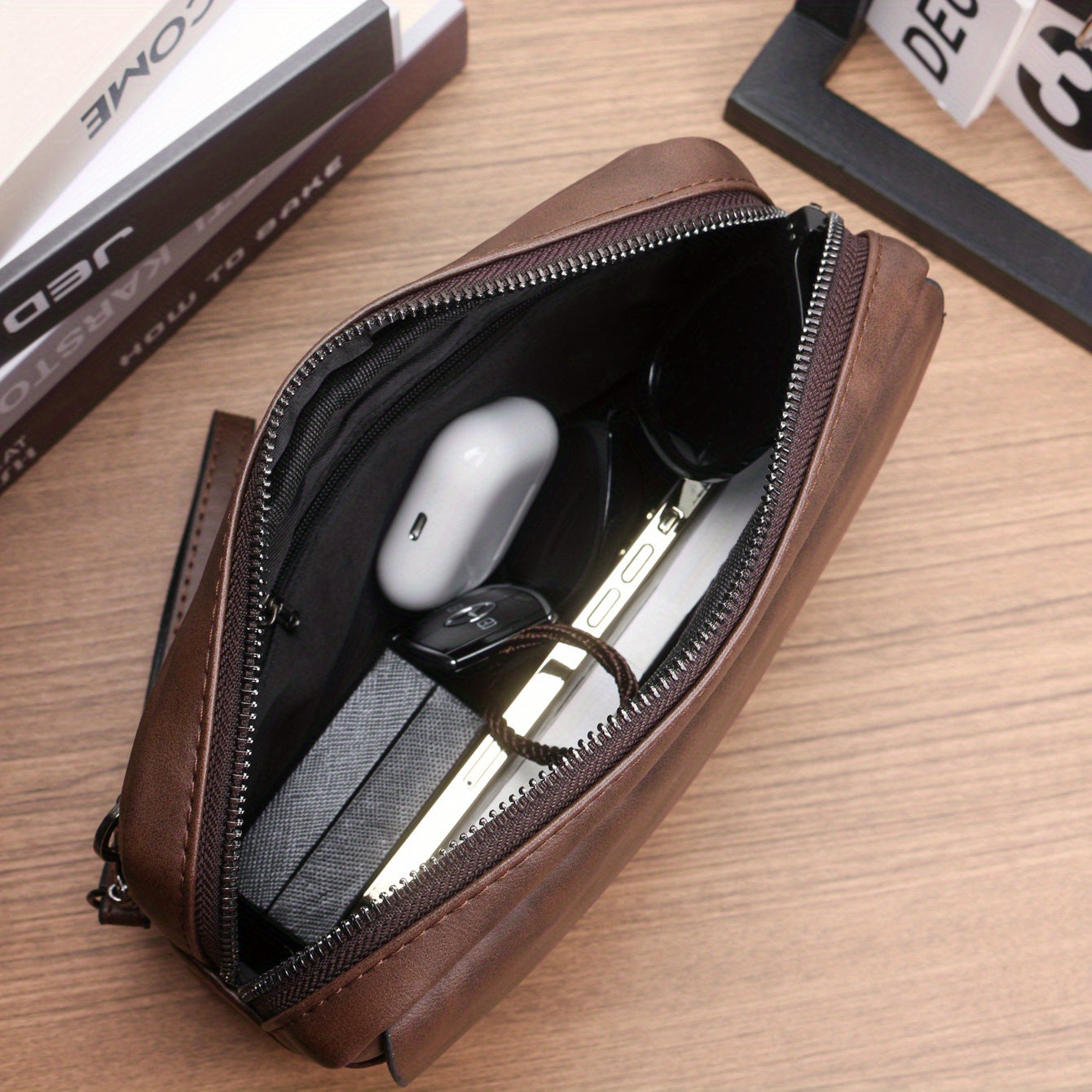 Stylish Men's Commuter Handbag